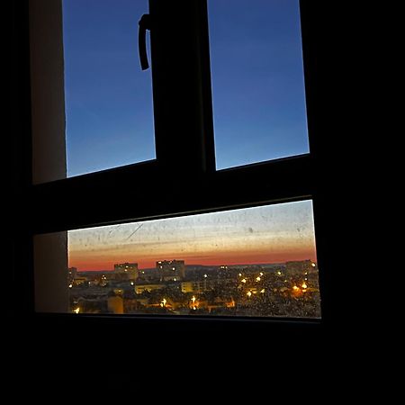 Chambre Artistique En Colocation Entre Disneyland Et Paris Neuilly-sur-Marne Exterior foto